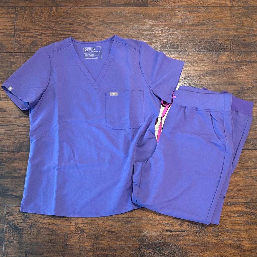 Figs Purple Scrub Set